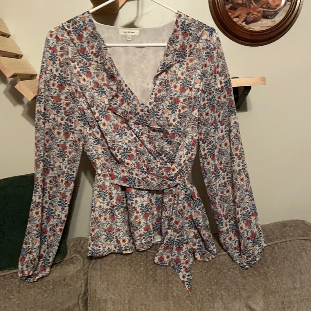 floral blouse from max studio. size small.